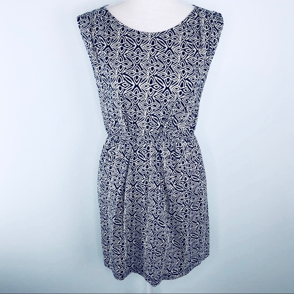 LOFT Dresses & Skirts - Loft Purple & Cream Tribal Print Dress Sz SP